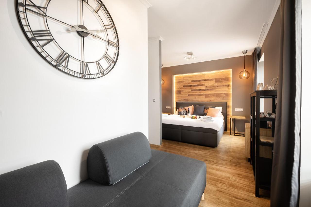 Wine & Wellness Hotel Besedni Dum Valtice Esterno foto