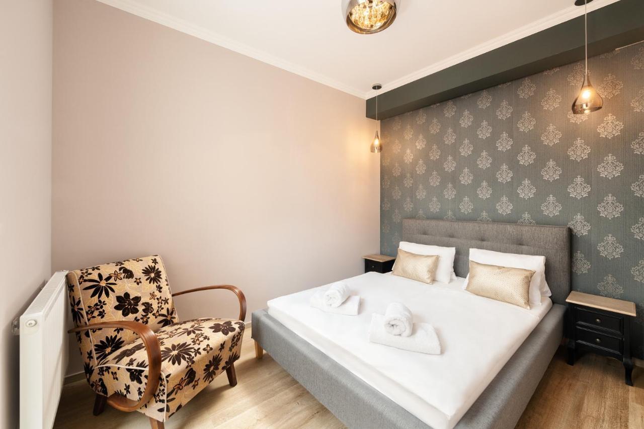 Wine & Wellness Hotel Besedni Dum Valtice Esterno foto